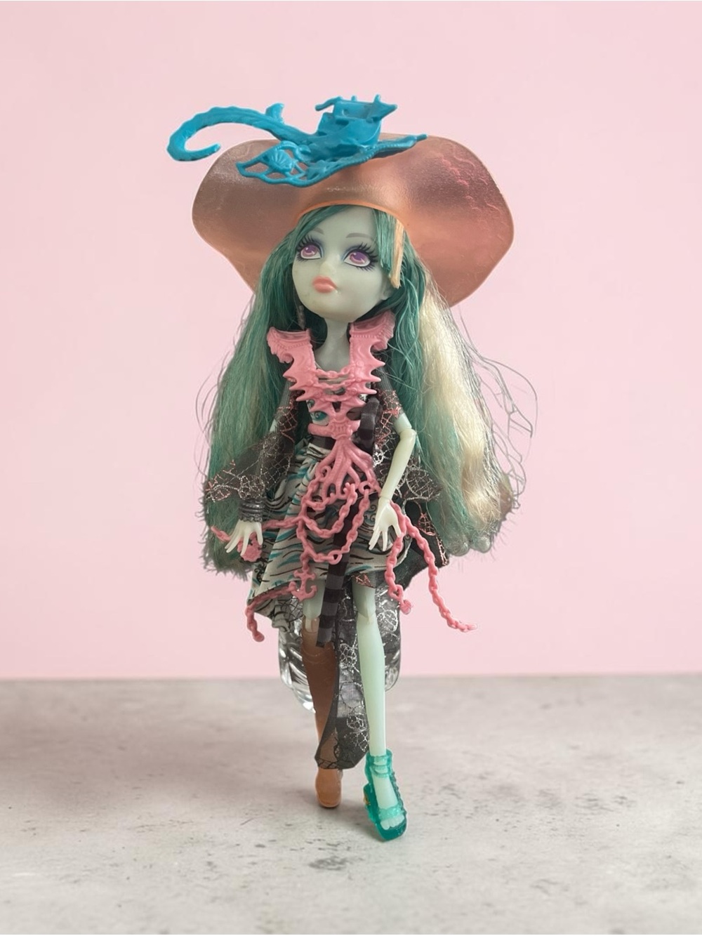 Monster High Vandala Doubloons Doll Haunted Student Spirits 2008